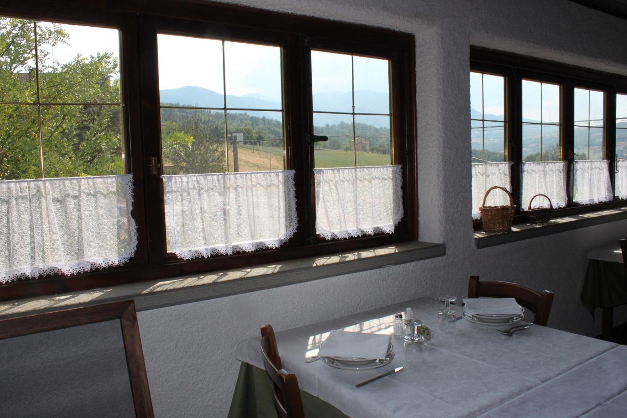 Locanda San Giorgio Sestola Ngoại thất bức ảnh